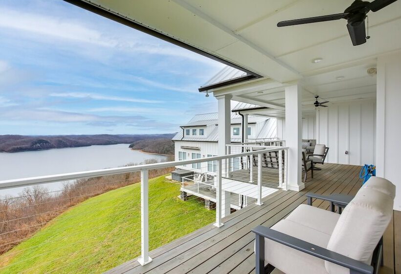 Peaceful Celina Retreat W/ Dale Hollow Lake Views!