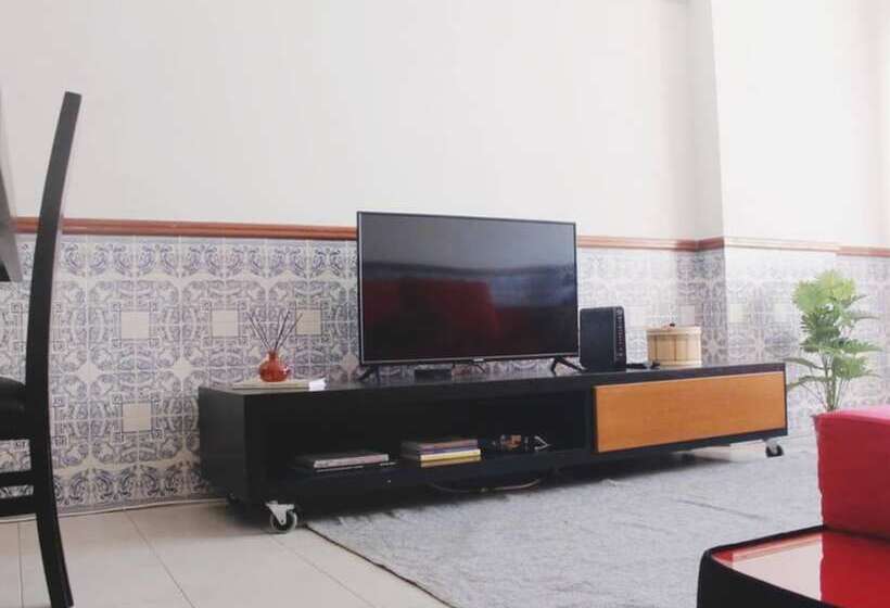 膳宿费 Room In Apartment   Superior Room 3 In Sintra Massamá Next To Train Station