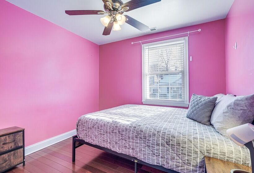 Pet Friendly Silver Spring Home: 2 Mi To Downtown!