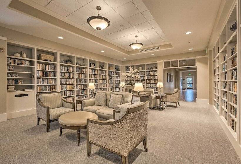 Seabrook Island Retreat: Pools, Golf & Beach Club!