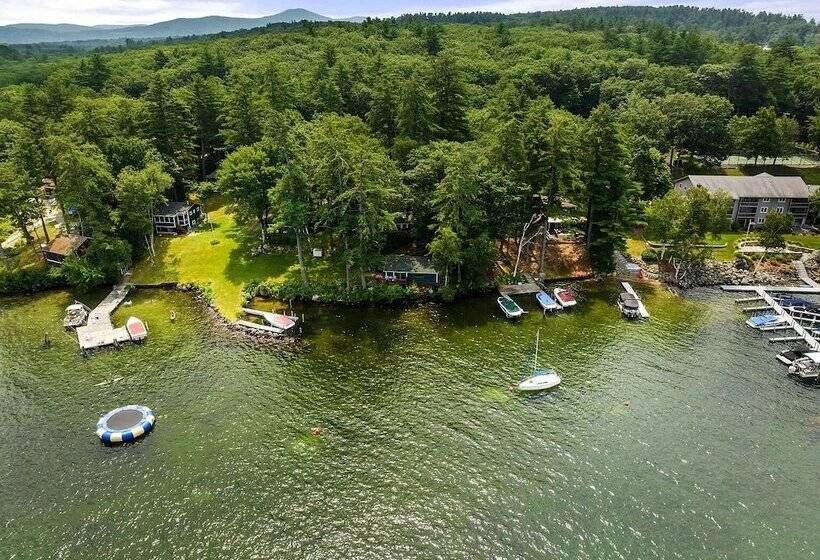 Winni Lakefront Cabin
