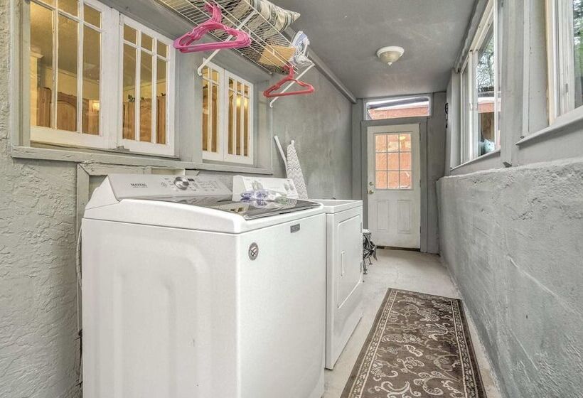 2br Manitou Get Away Close To Everything!