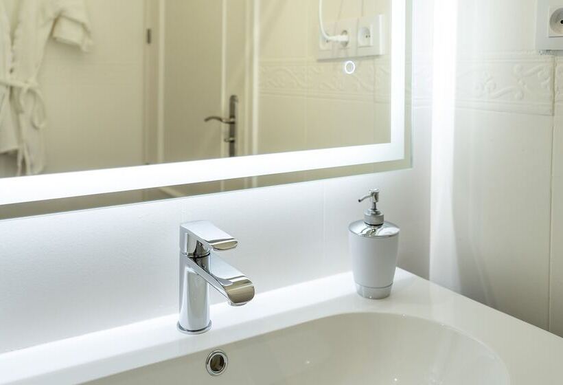 بنسيون La Posada Del 42