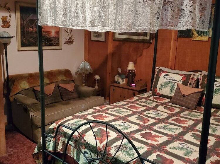 住宿加早餐  Kennedys Red Barn Inn