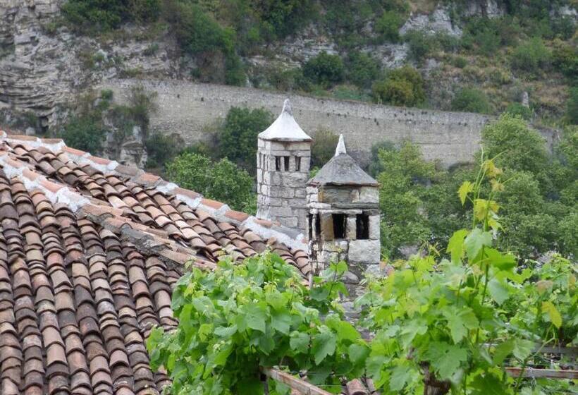 Guesthouse & Hostel Lorenc