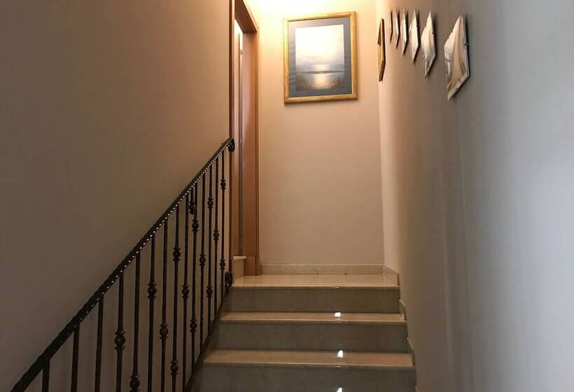 ホテル Albergo Quattro Pini