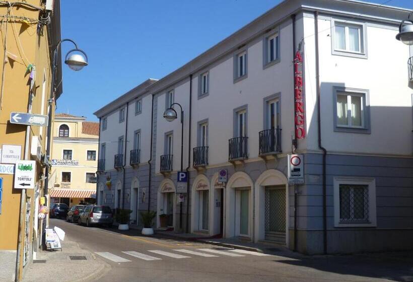 فندق Albergo Residenziale La Corte