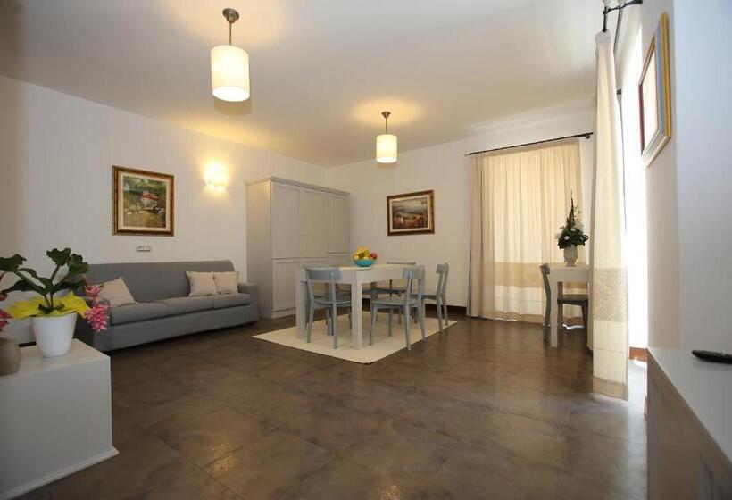 فندق Albergo Residenziale La Corte