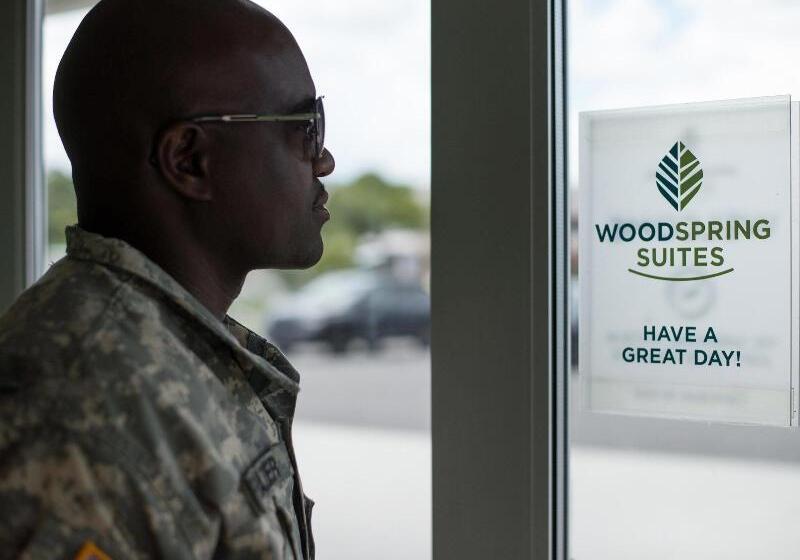 هتل Extended Stay America Select Suites  Grand Rapids  Wyoming