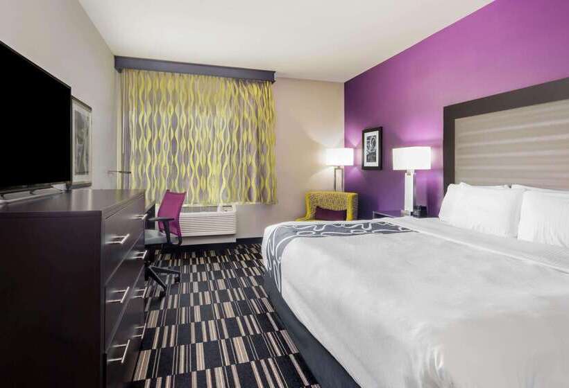 هتل La Quinta By Wyndham Mcallen Convention Center