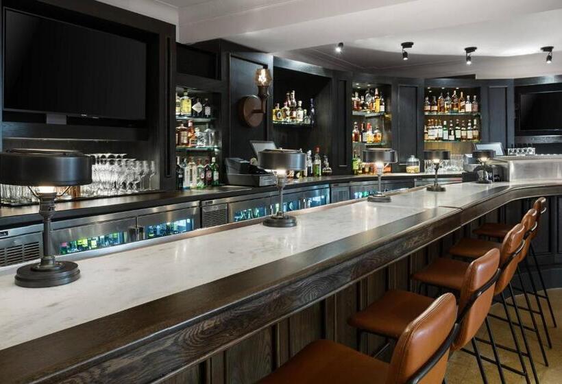 בית מלון כפרי Leveque, Autograph Collection