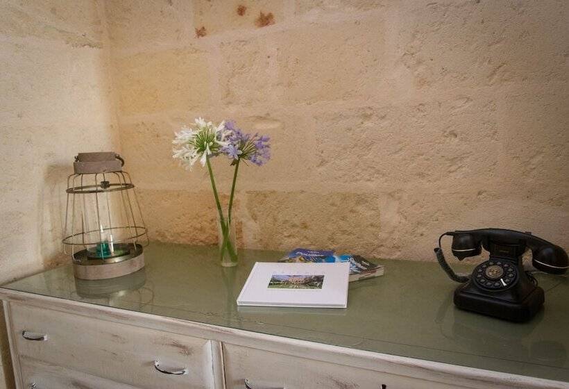 Отель Masseria Mazzetta Salento Corte Del Falconiere B&b