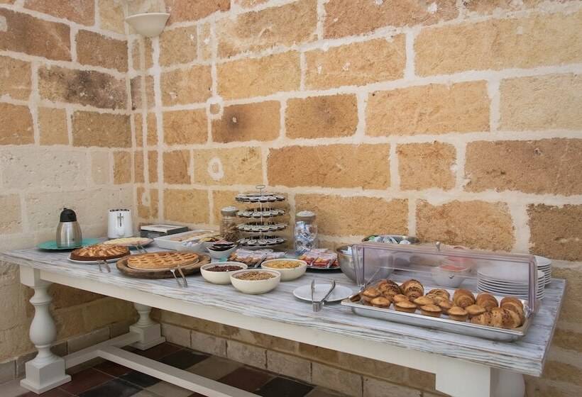 Отель Masseria Mazzetta Salento Corte Del Falconiere B&b