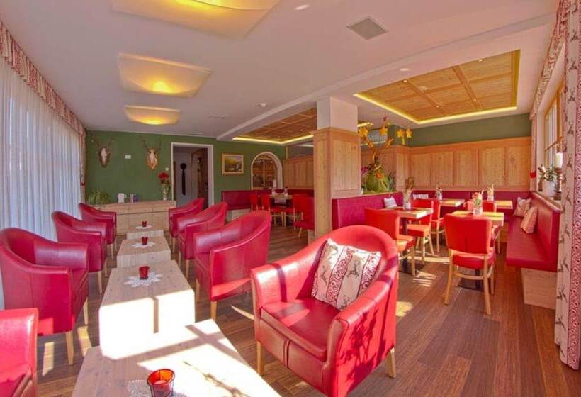 בית מלון כפרי Mirabel