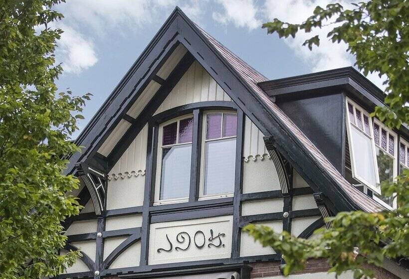 Zenzez Hotel & Lounge