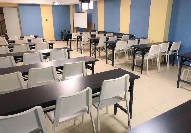 בית מלון כפרי Hanting  Nanjing Xinjiekou Huaqiao Road