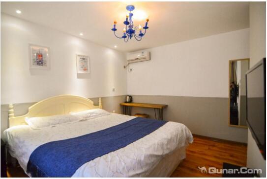 בית מלון כפרי Buzz Lightyear Youth Hostel