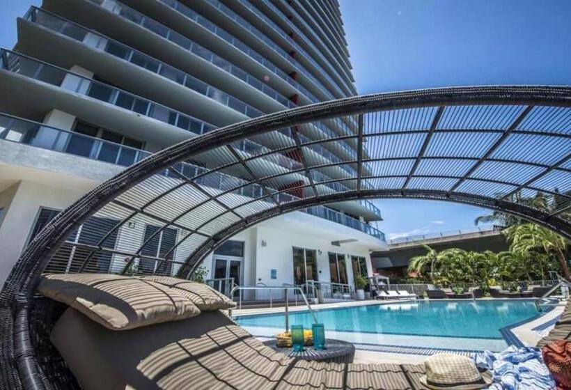 فندق صغير Resort Amenities   Amazing Pool And Gym