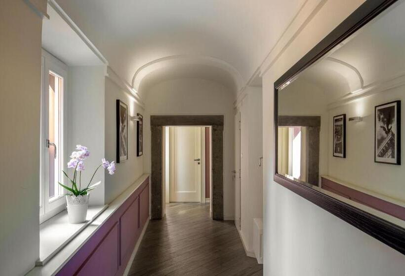 مسافرخانه My Trevi Charming & Luxury Rooms