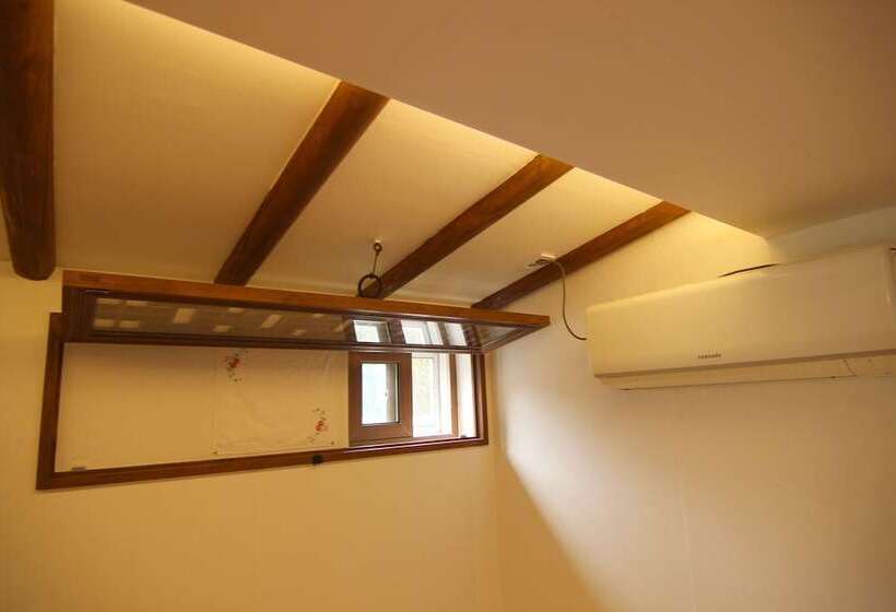 פנסיון Sungsim Hanok Guesthouse