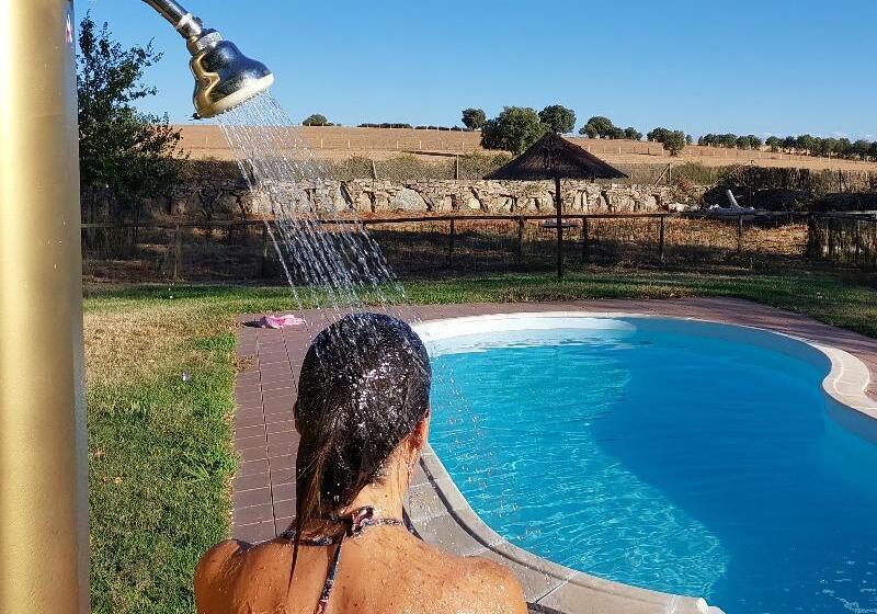 בית מלון כפרי Green Lady Termal Resort