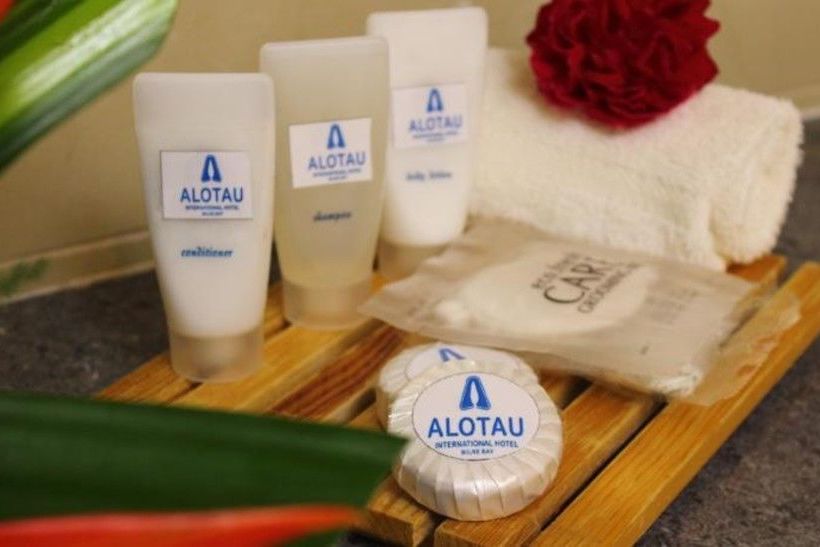 هتل Alotau International