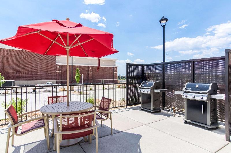 هتل Comfort Suites Loveland