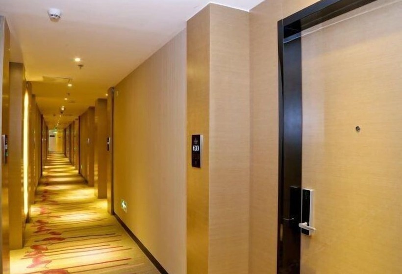 Lavande Hotel Baiyun International Airport Branch