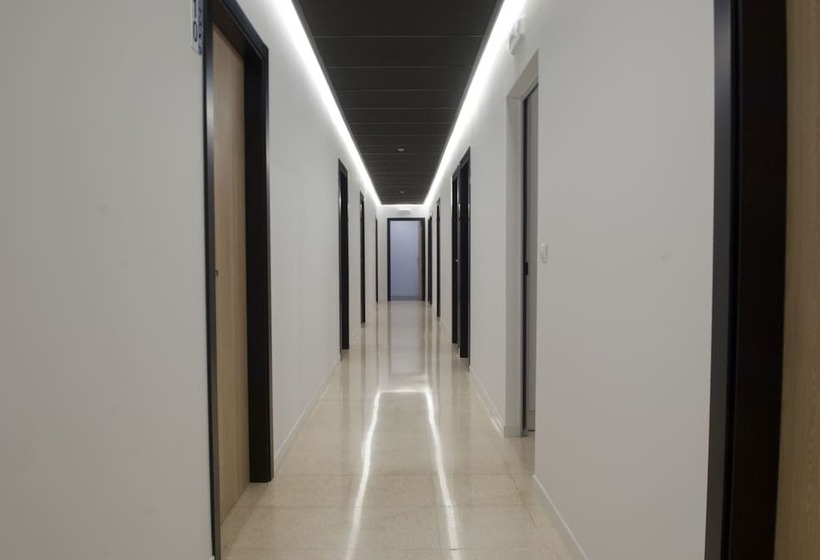 Up Hostel Valencia
