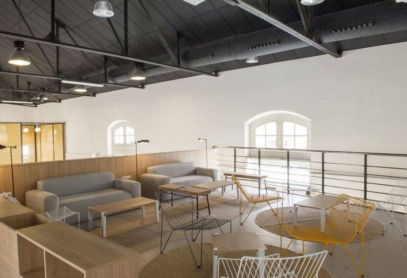 Up Hostel Valencia