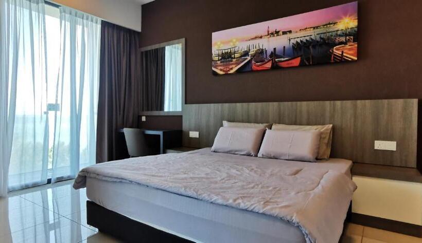 Dwharf Seaview Executive Suit Portdickson