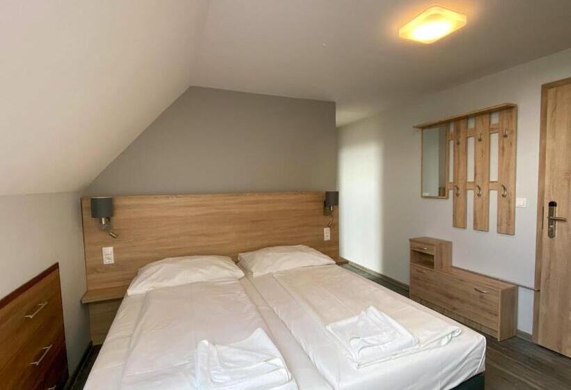 Bed and Breakfast Kis Szieszta Panzió