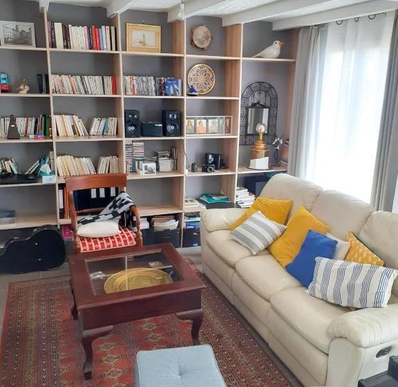 مبيت وإفطار Les Portes Du Soleil
