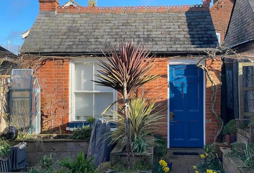 ベッドアンドブレックファースト Little House Felixstowe