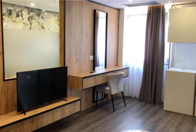 בית מלון כפרי Bar Restorant Ylli