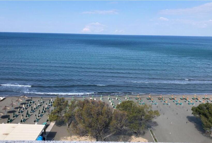 בית מלון כפרי Bar Restorant Ylli