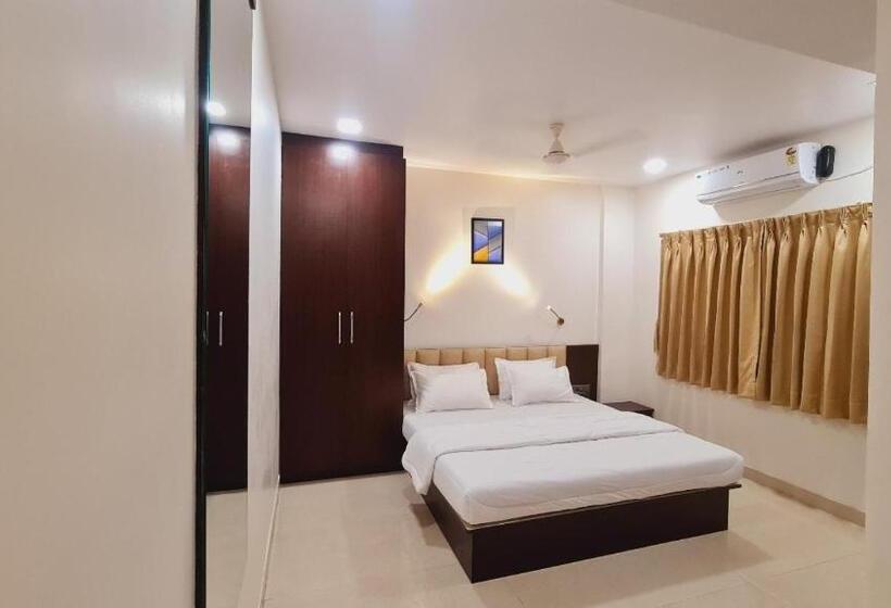 בית מלון כפרי Elegance Inn