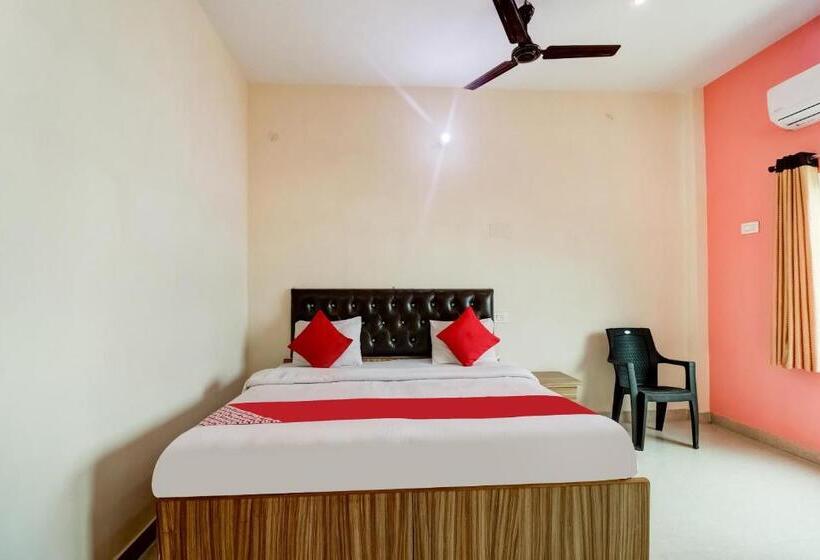 בית מלון כפרי Oyo Flagship Shree Laxmi Guest House