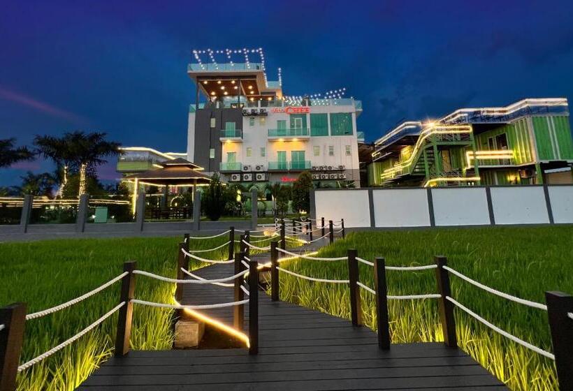 Отель Villa Chee