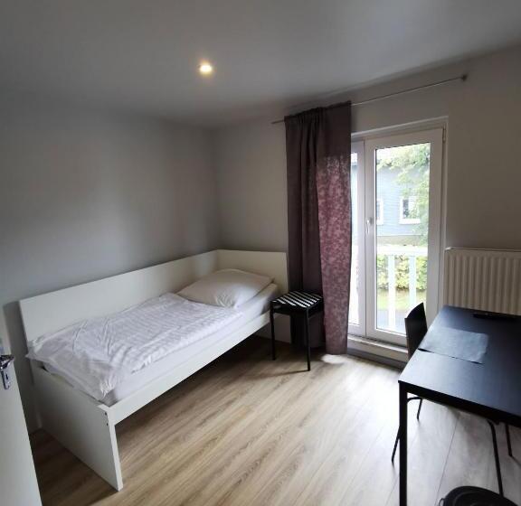 ペンション Engelsburg   Apartments   Ferienwohnungen