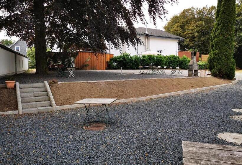 ペンション Engelsburg   Apartments   Ferienwohnungen
