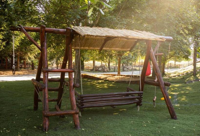 פנסיון Family Farm Vendégház