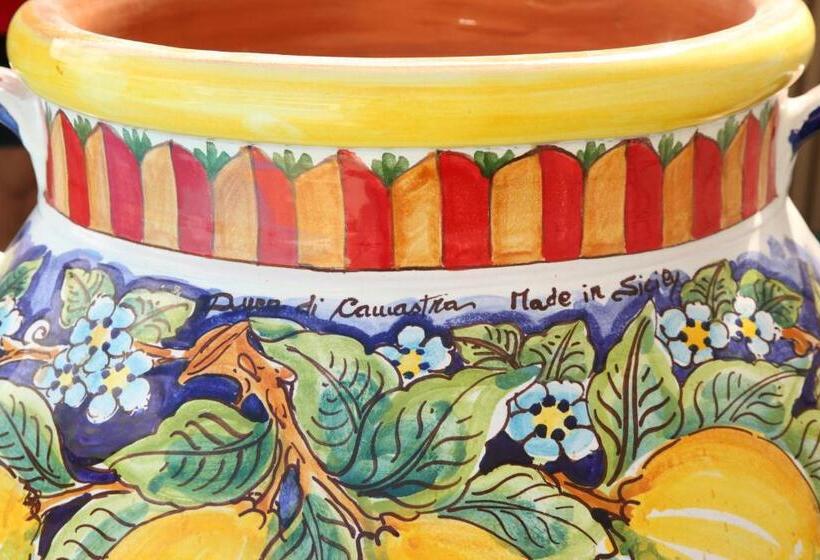 تختخواب و صبحانه Domus Aurige