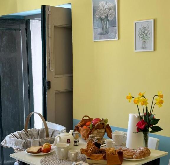 ベッドアンドブレックファースト Lucy S Guest House Amalfi Coast