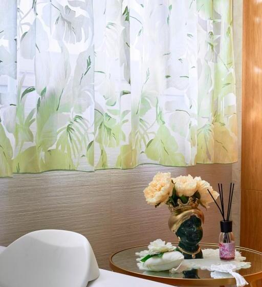 مبيت وإفطار Villa Nadia