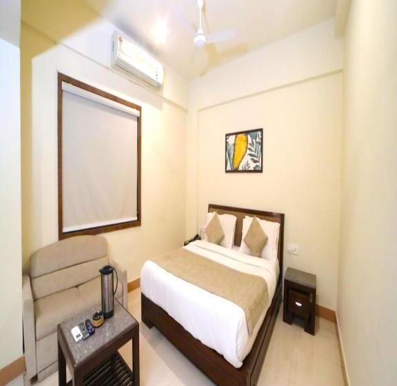Otel Pine Tree