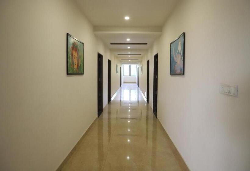 Отель Ramdevgrah Resort