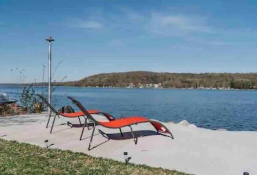 ホテル Riverfront Suites, Quinte, On
