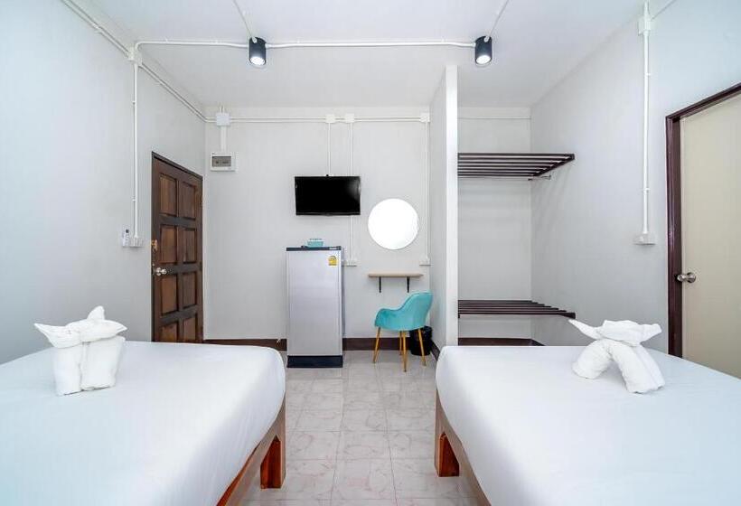 בית מלון כפרי The Palm Krabi Residence And Resort