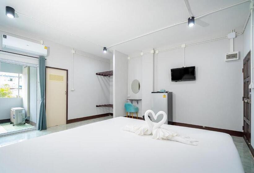 בית מלון כפרי The Palm Krabi Residence And Resort